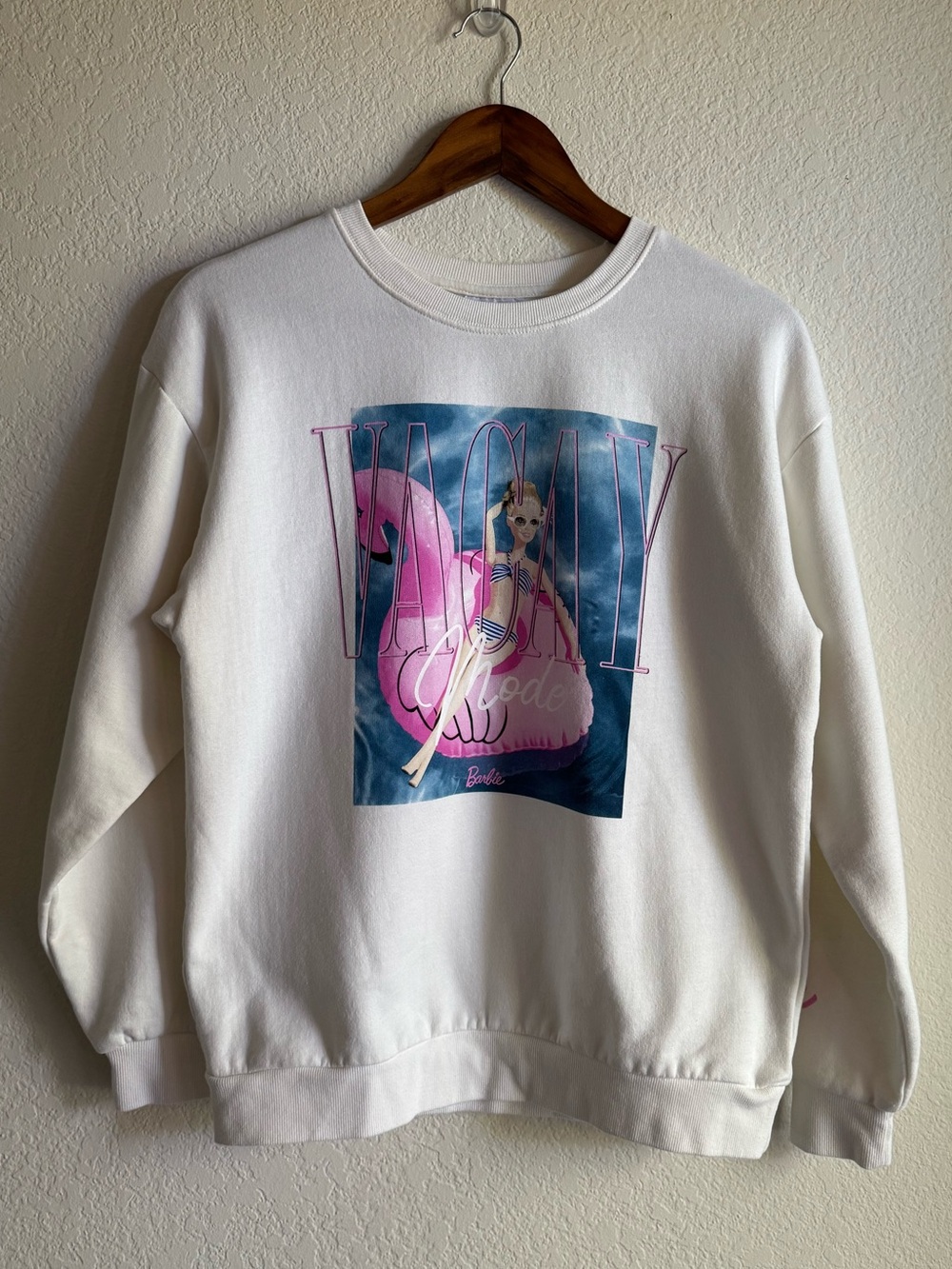 Barbie Vacay Mode Cream Graphic Crewneck Sweatshirt Small
